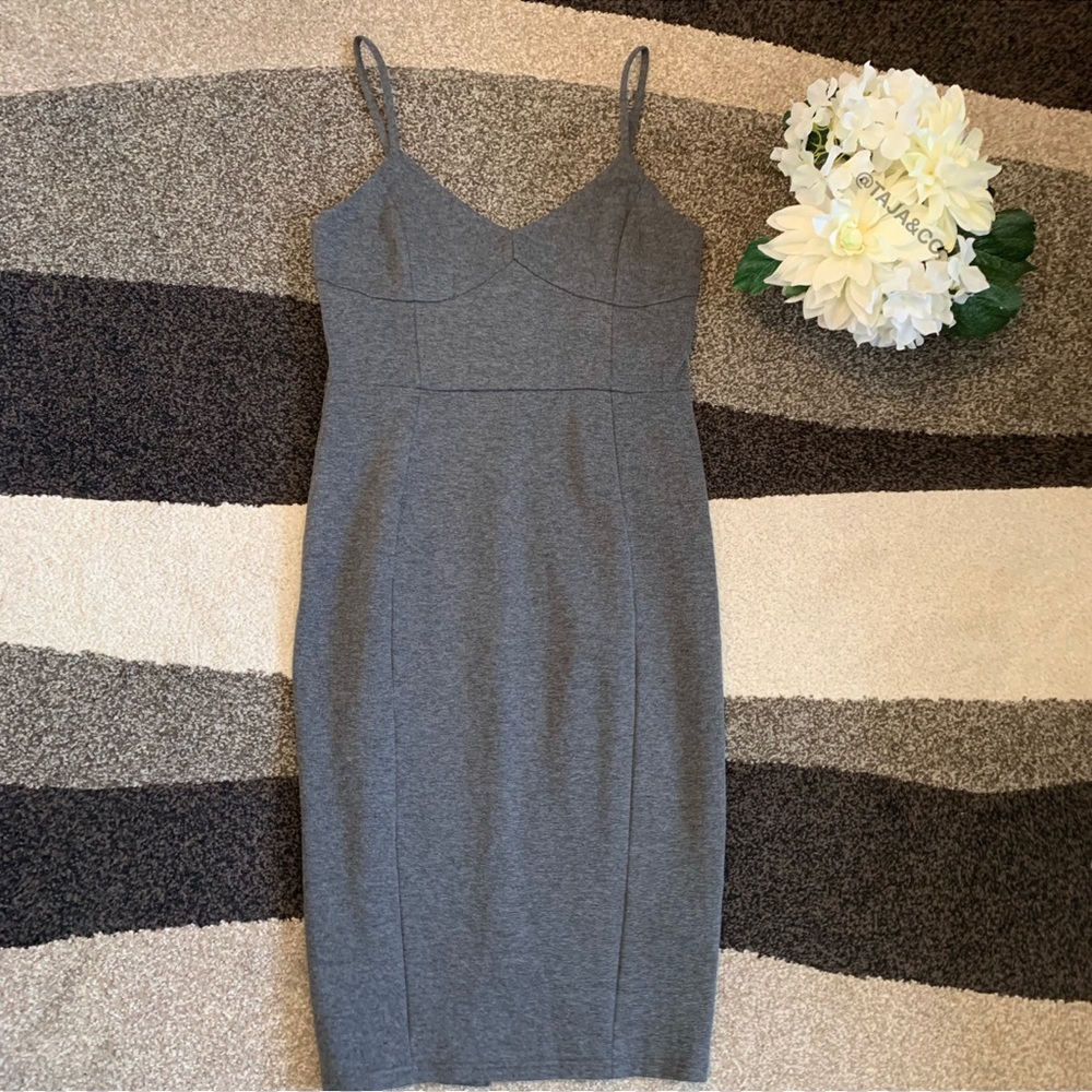 ❤️❤️H&M: Bandage Bodycon Dress Midi - Size M (NWT) - Picture 1 of 8